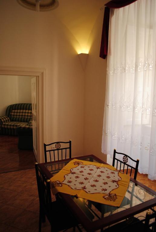 Dobo Teri Apartman Eger Pokój zdjęcie