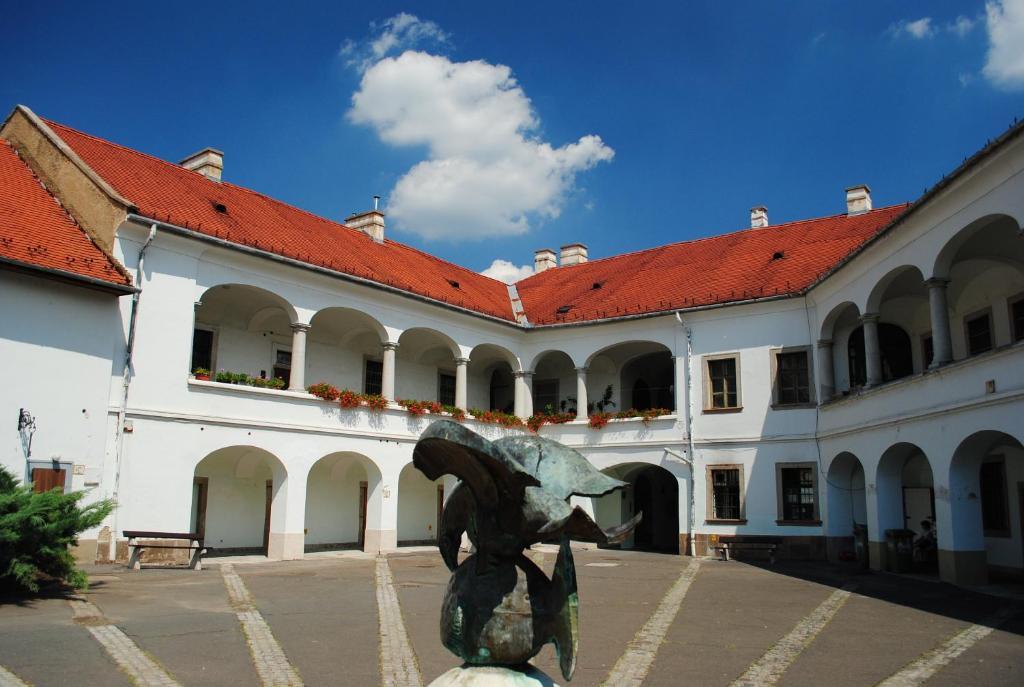 Dobo Teri Apartman Eger Zewnętrze zdjęcie